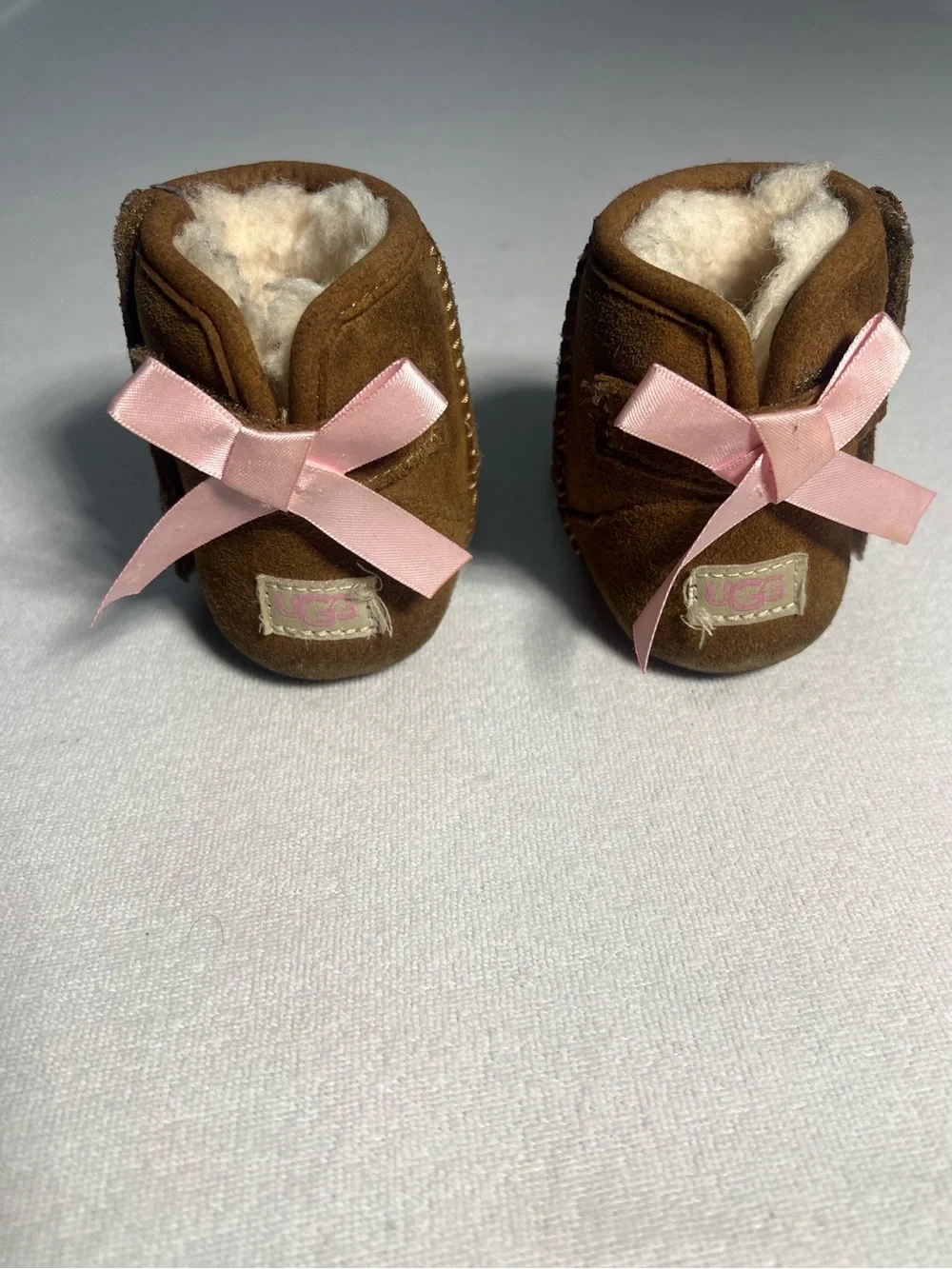 UGG Baby Jesse Bow II Chestnut Suede Booties Size 2/3 (6-12 Months)